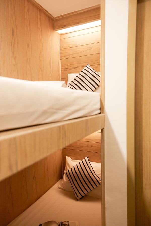 แวนน์ แบงค็อก บูทิก เฮ้าส์ Hostel กรุงเทพมหานคร ภายนอก รูปภาพ