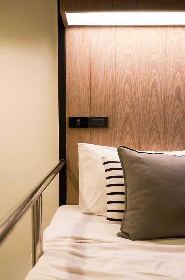 แวนน์ แบงค็อก บูทิก เฮ้าส์ Hostel กรุงเทพมหานคร ภายนอก รูปภาพ