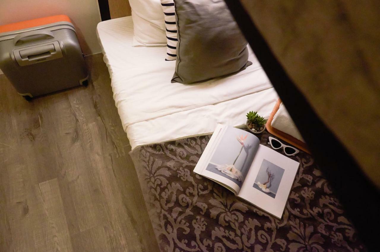 แวนน์ แบงค็อก บูทิก เฮ้าส์ Hostel กรุงเทพมหานคร ภายนอก รูปภาพ